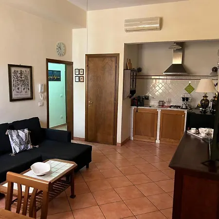 Casa Vicino Al Duomo E Stazione Di Apartment