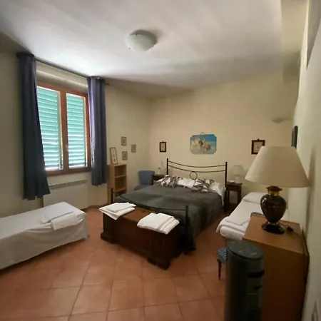 Casa Vicino Al Duomo E Stazione Di Apartment *