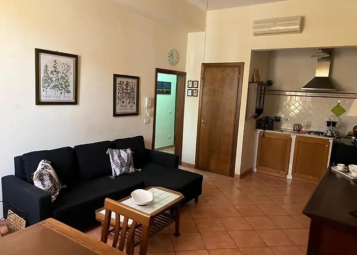Casa Vicino Al Duomo E Stazione Di Apartment *