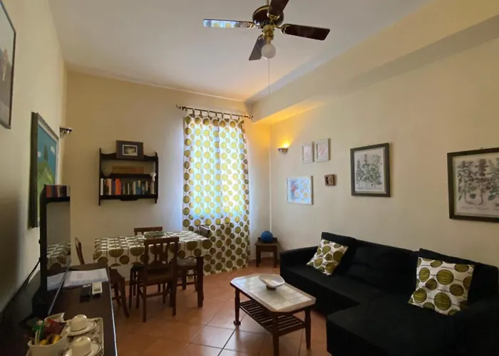 Casa Vicino Al Duomo E Stazione Di Apartment *
